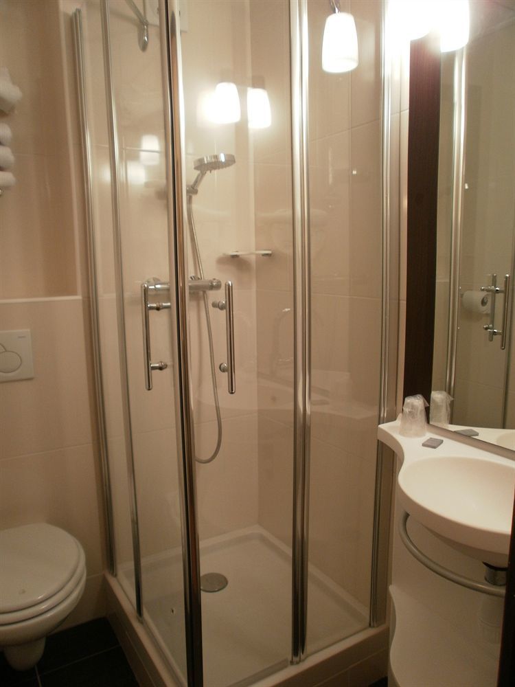 Hotel Inn Design Resto Novo Alencon Ngoại thất bức ảnh